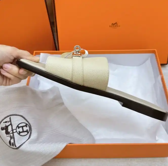 hype Hermes Slippers