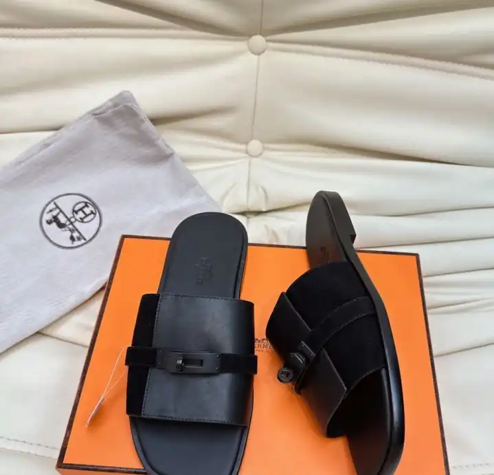 hype Hermes Slippers