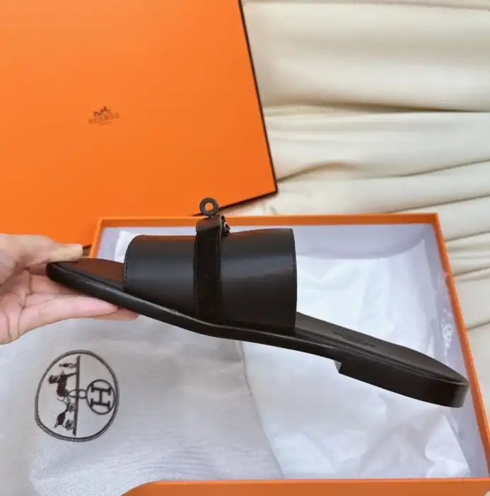 hype Hermes Slippers