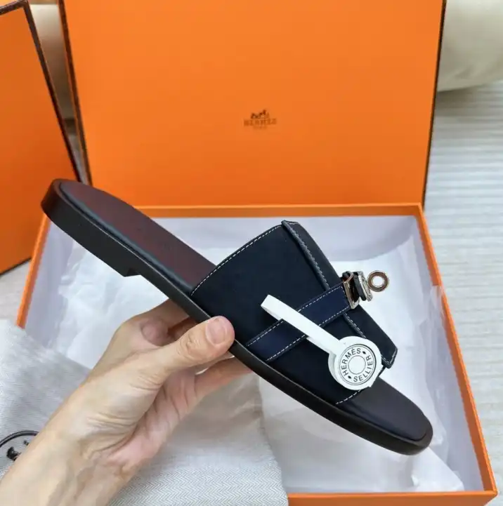 hype Hermes Slippers