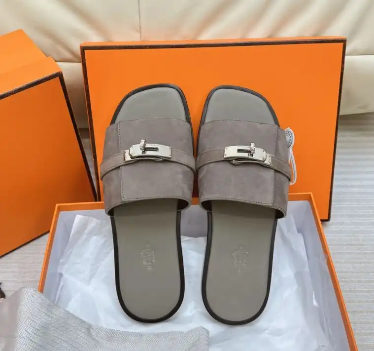 hype Hermes Slippers