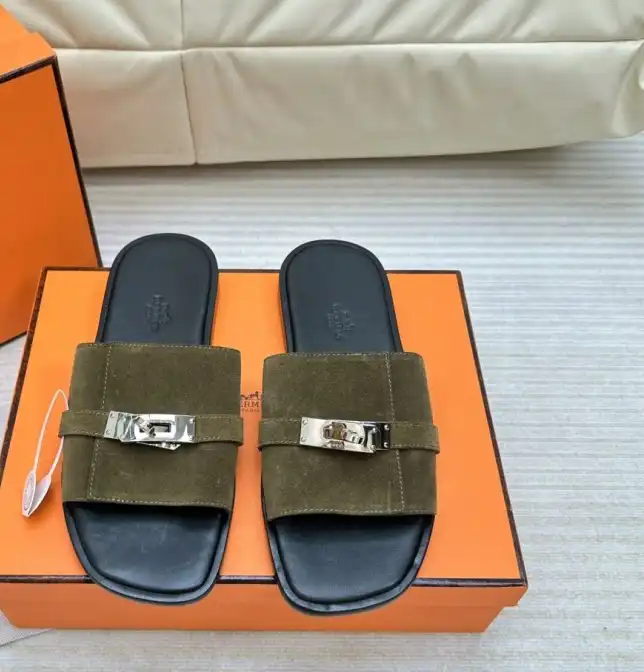 hype Hermes Slippers