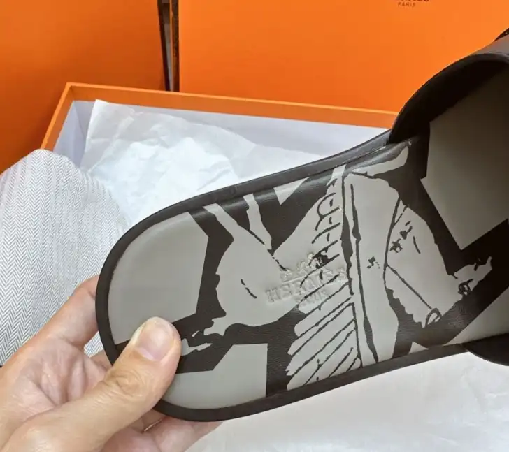 hype Hermes Slippers