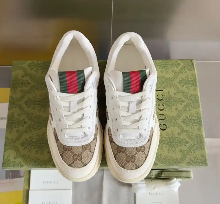 hype Gucci Sneakers