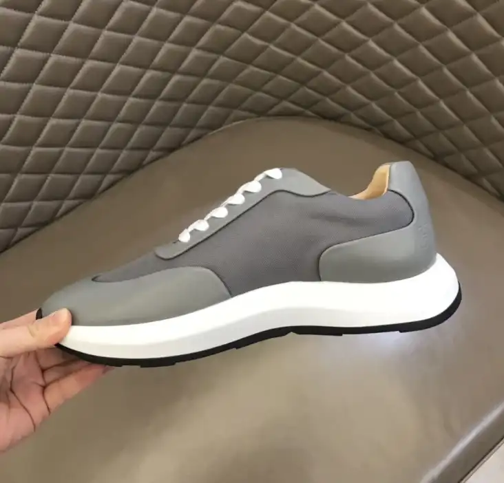 hype Hermes Sneakers