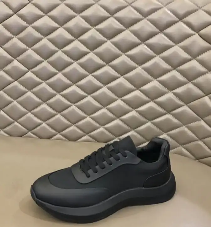 hype Hermes Sneakers