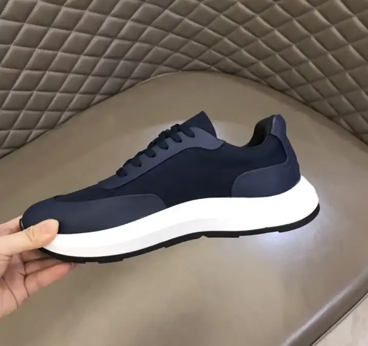 hype Hermes Sneakers