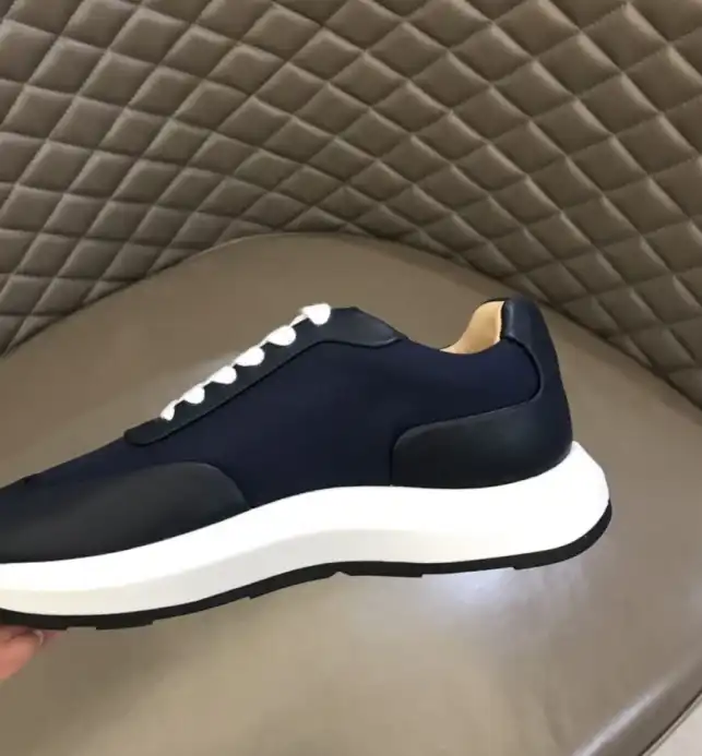 hype Hermes Sneakers