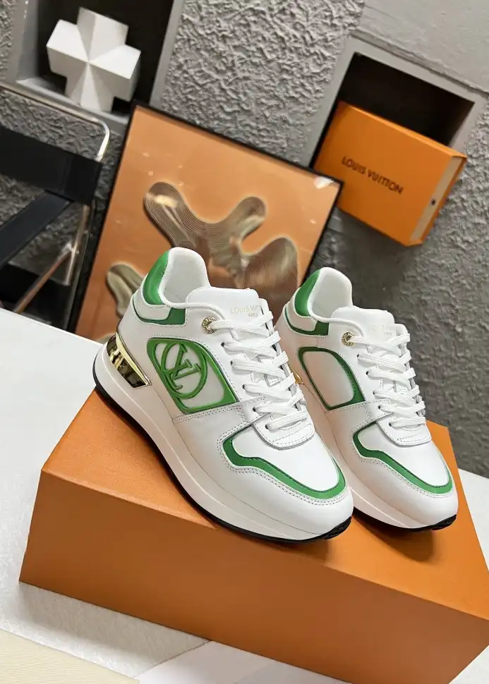 hype Louis Vuitton Sneakers