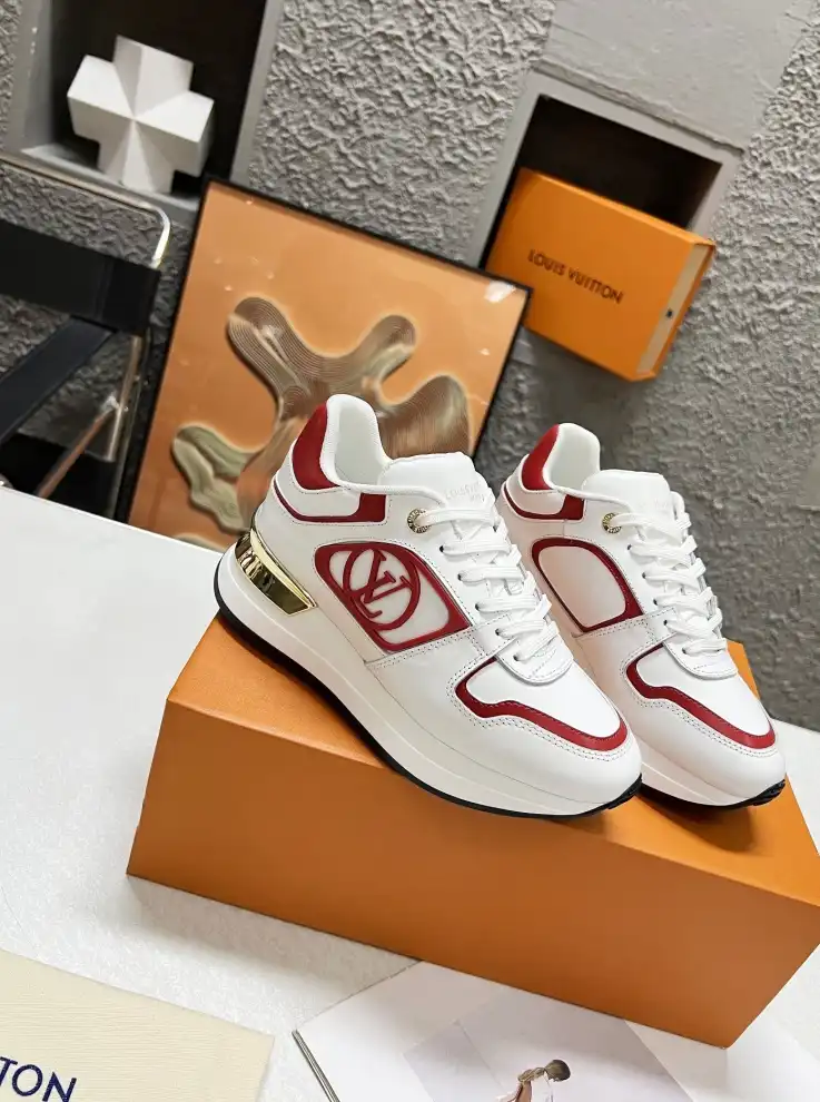 hype Louis Vuitton Sneakers