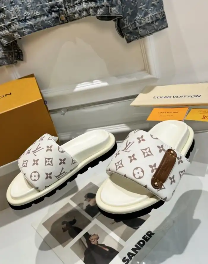 hype LV Slippers