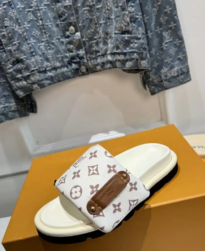 hype LV Slippers