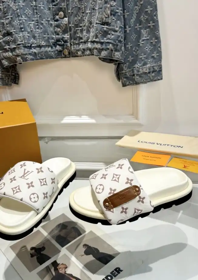 hype LV Slippers