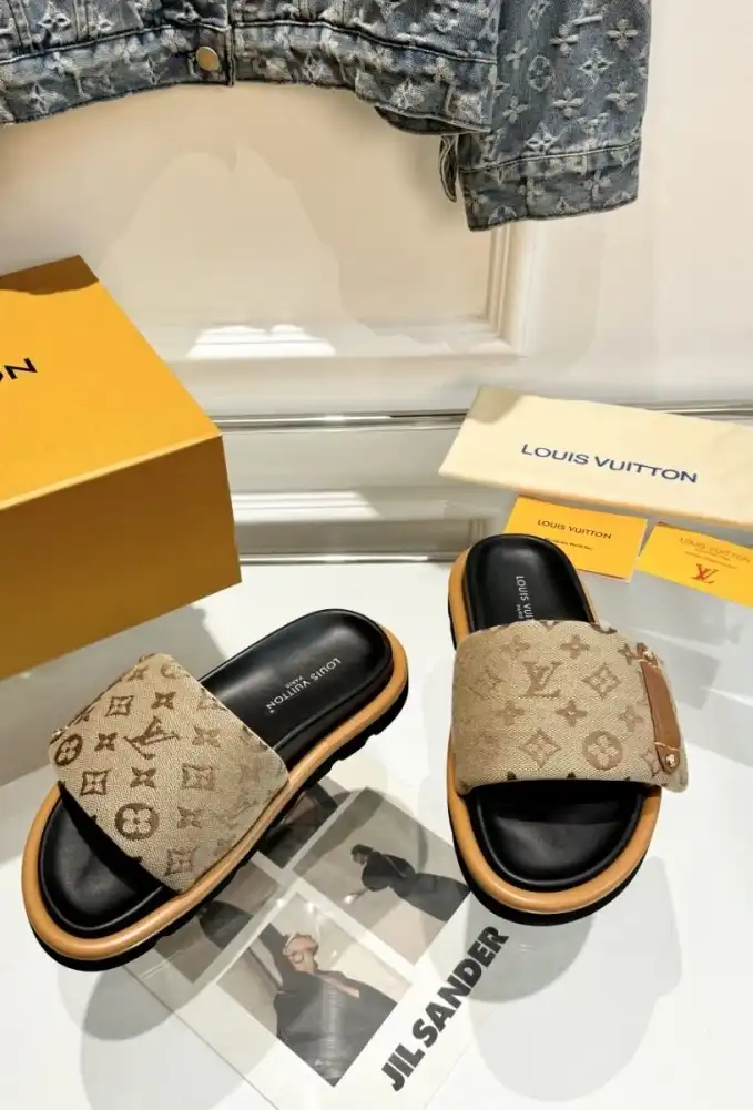 hype LV Slippers