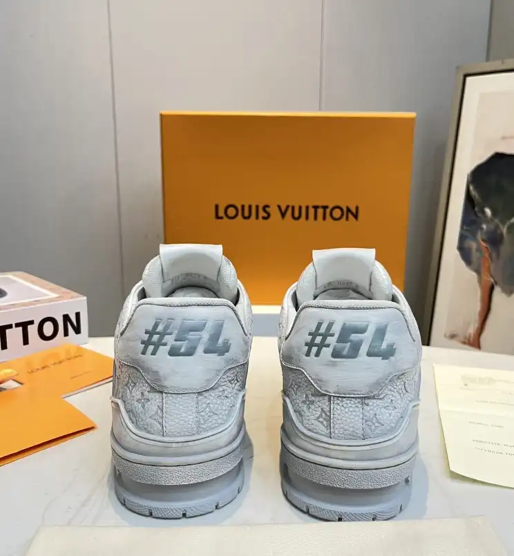 hype Louis Vuitton Sneakers