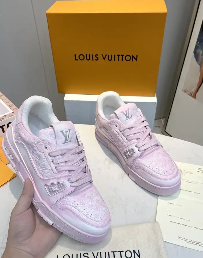 hype Louis Vuitton Sneakers