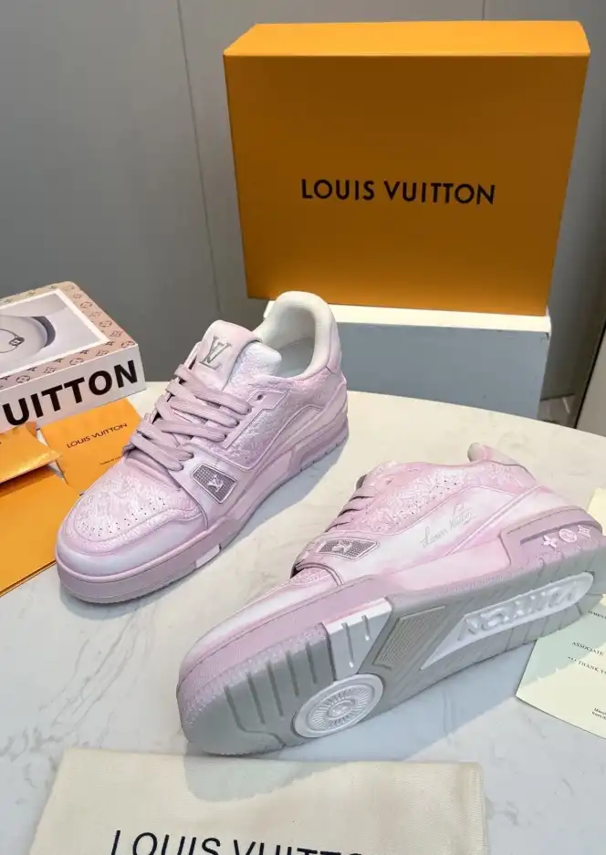 hype Louis Vuitton Sneakers