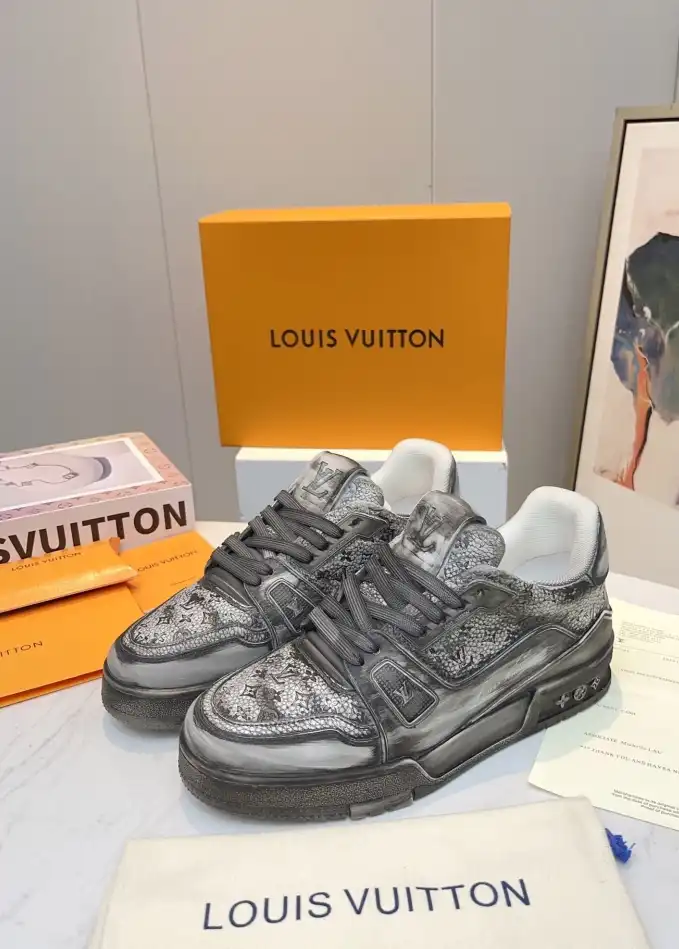 hype Louis Vuitton Sneakers