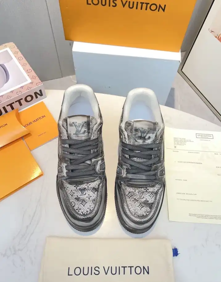 hype Louis Vuitton Sneakers