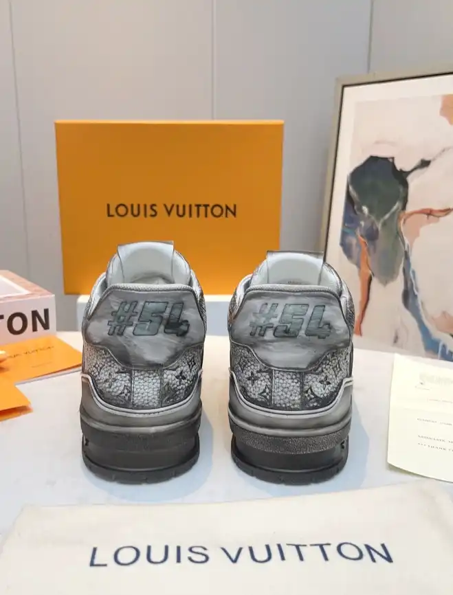 hype Louis Vuitton Sneakers