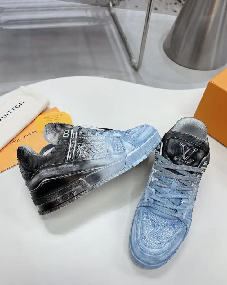 hype Louis Vuitton Sneakers