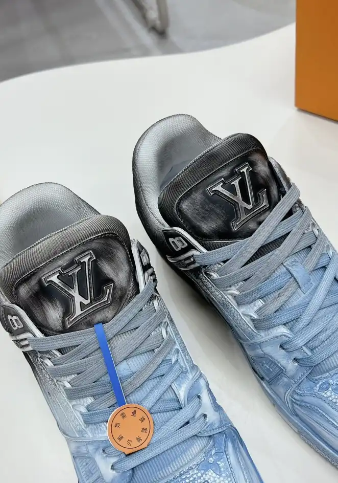 hype Louis Vuitton Sneakers