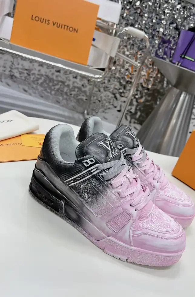 hype Louis Vuitton Sneakers