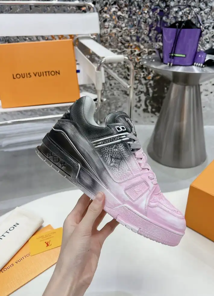 hype Louis Vuitton Sneakers