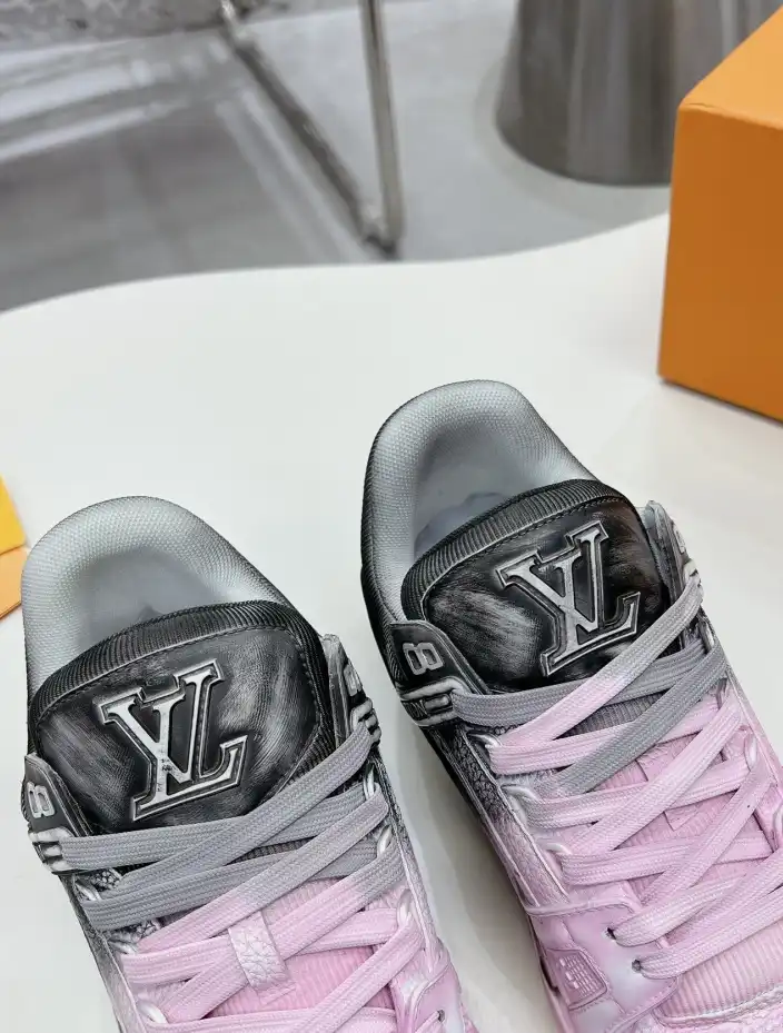 hype Louis Vuitton Sneakers