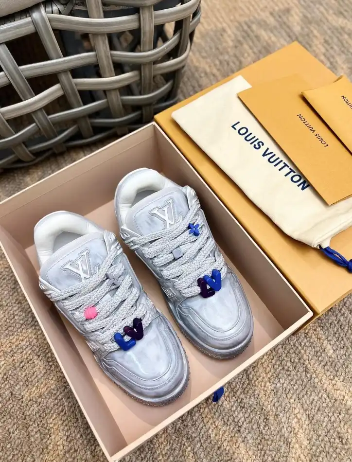 hype Louis Vuitton Sneakers