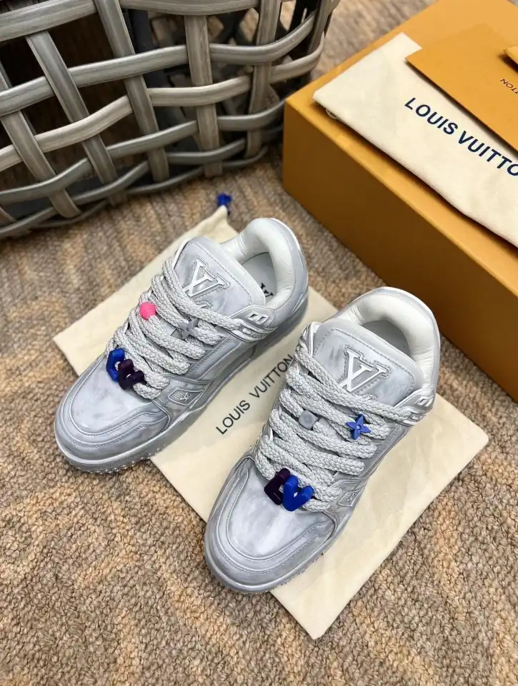 hype Louis Vuitton Sneakers