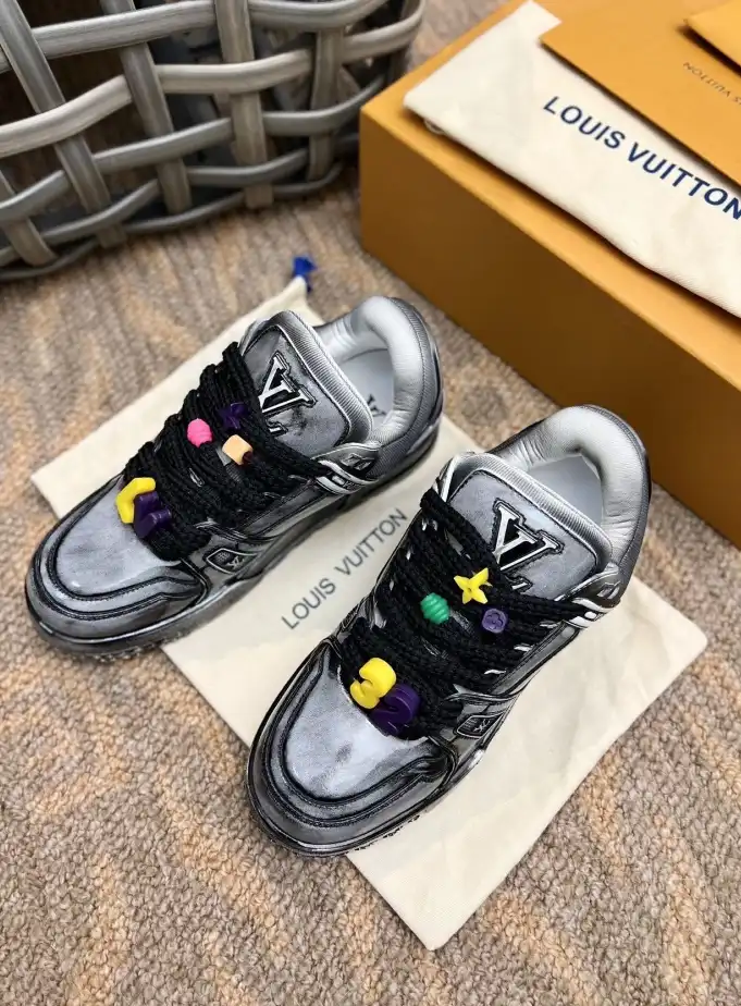 hype Louis Vuitton Sneakers