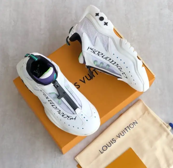 hype Louis Vuitton Sneakers