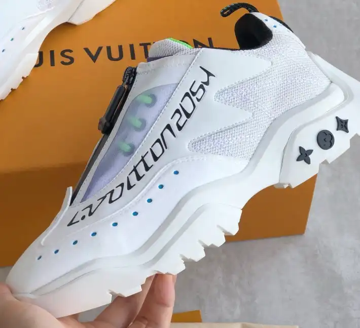 hype Louis Vuitton Sneakers