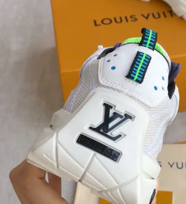 hype Louis Vuitton Sneakers