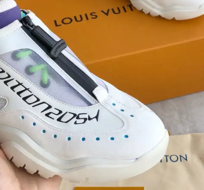 hype Louis Vuitton Sneakers