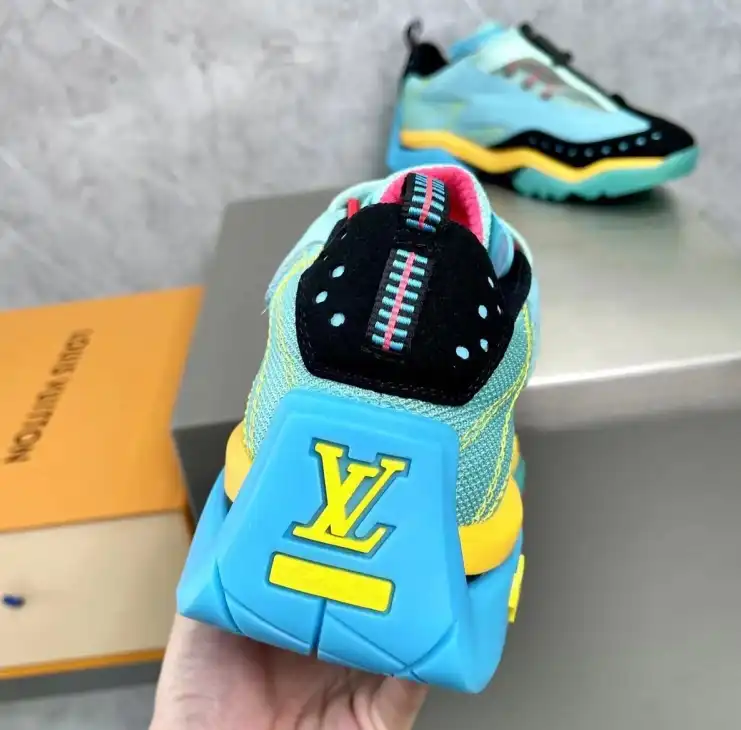 hype Louis Vuitton Sneakers