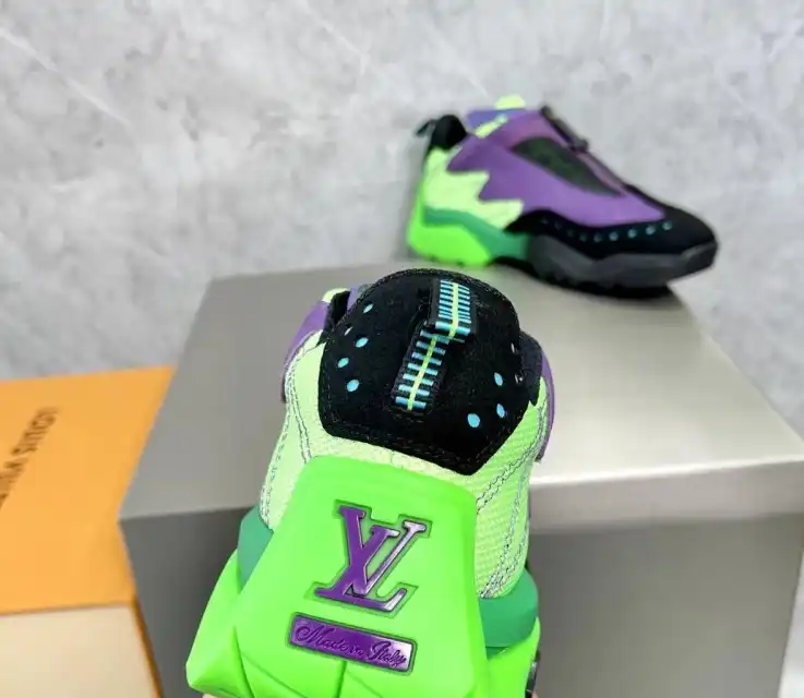 hype Louis Vuitton Sneakers