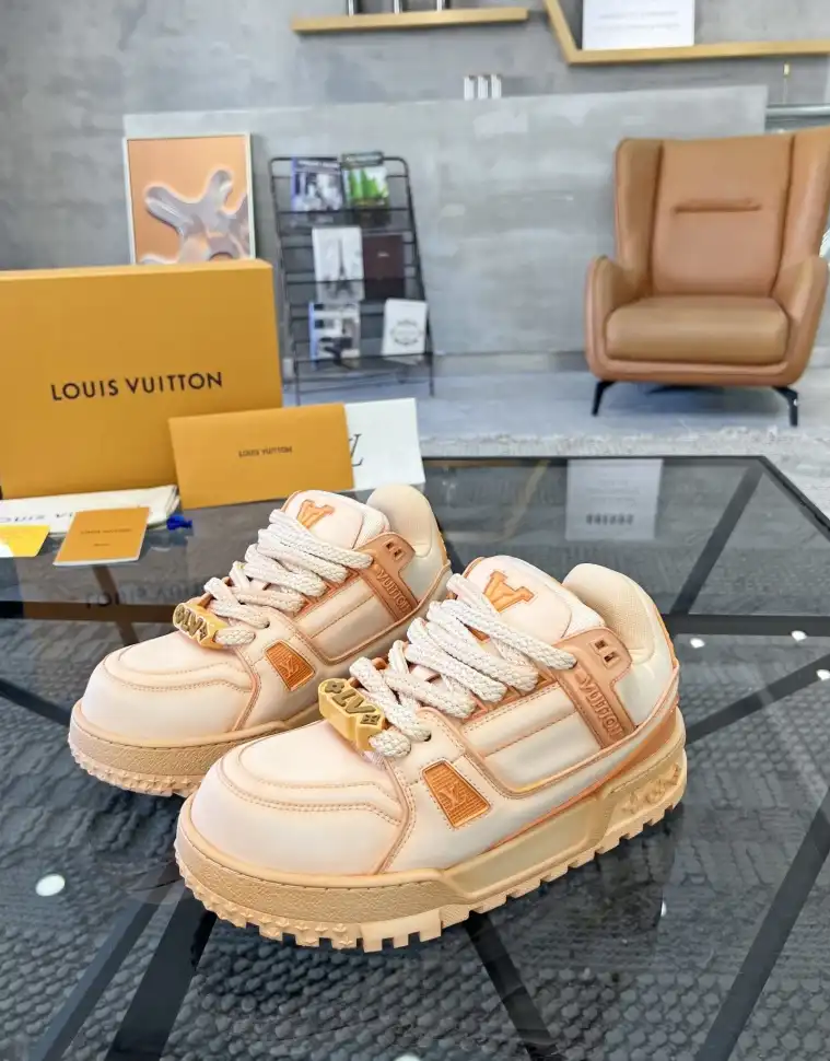 hype Louis Vuitton Sneakers