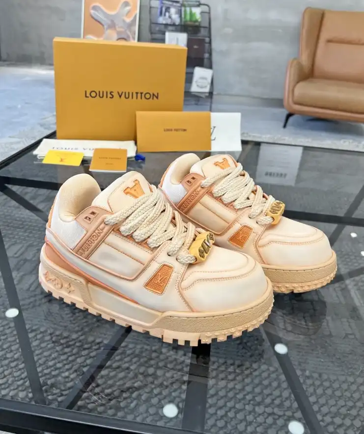 hype Louis Vuitton Sneakers