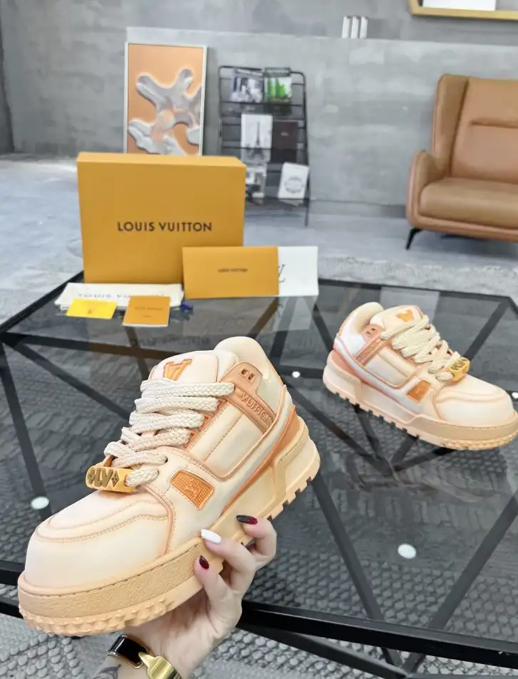 hype Louis Vuitton Sneakers