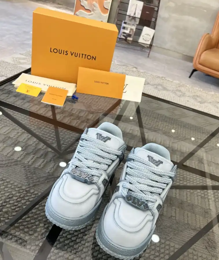 hype Louis Vuitton Sneakers