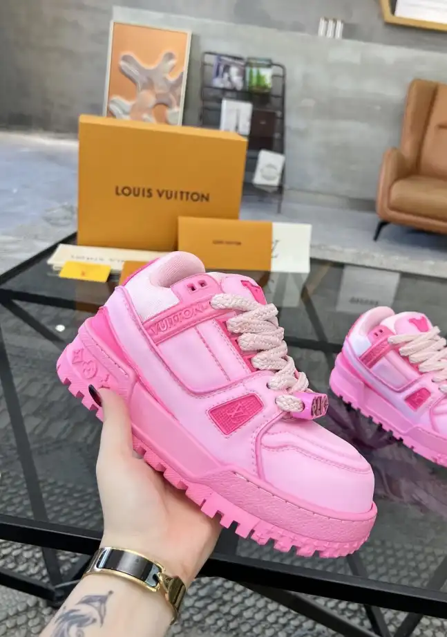 hype Louis Vuitton Sneakers