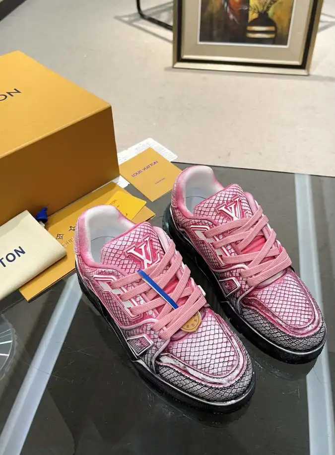 hype Louis Vuitton Sneakers