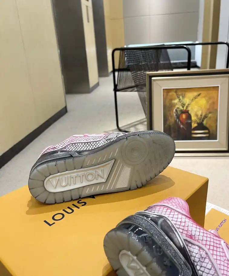 hype Louis Vuitton Sneakers