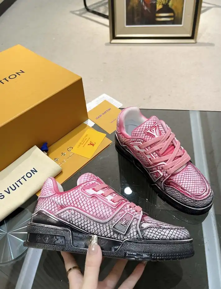 hype Louis Vuitton Sneakers