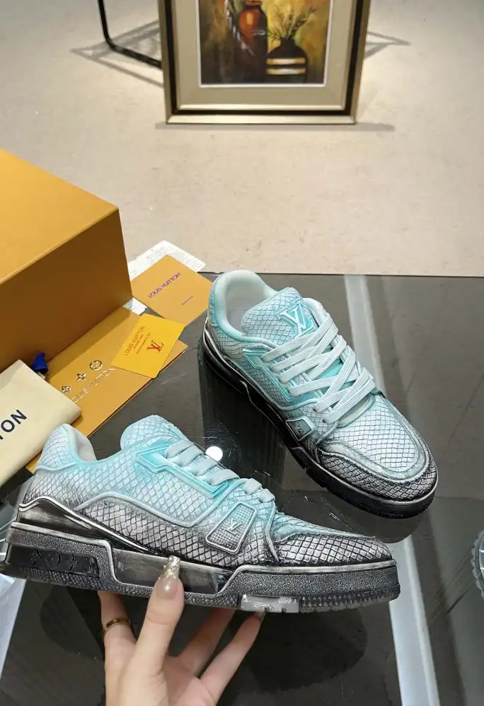 hype Louis Vuitton Sneakers