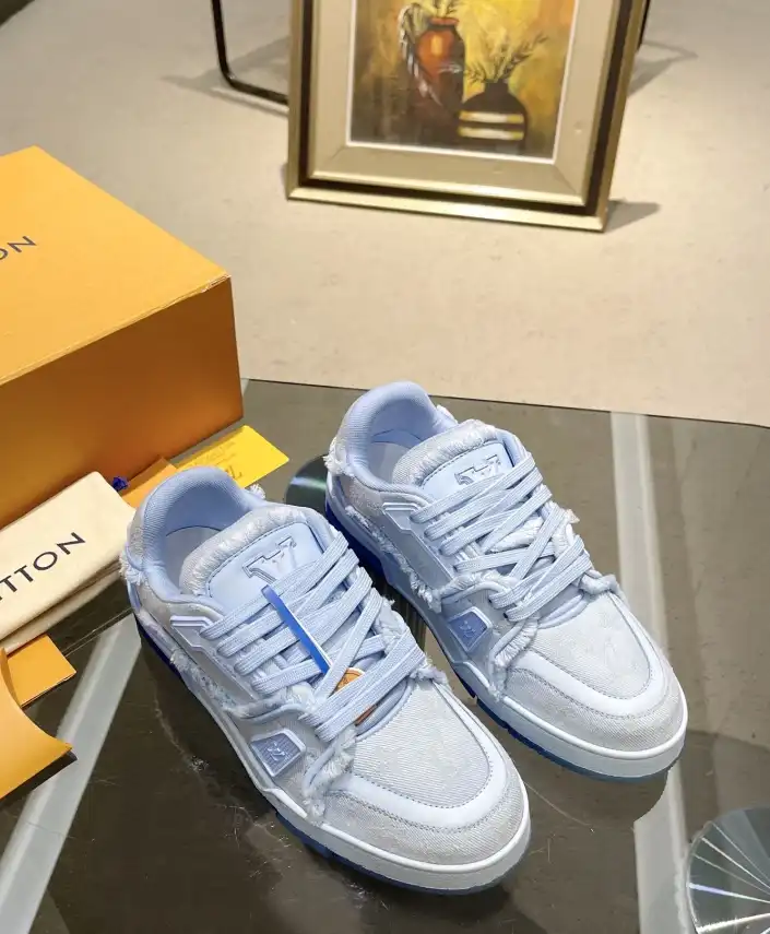 hype Louis Vuitton Sneakers