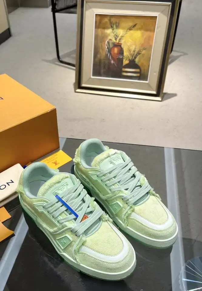 hype Louis Vuitton Sneakers