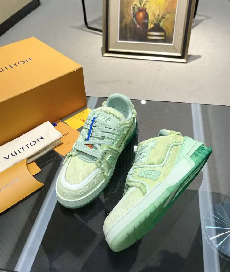 hype Louis Vuitton Sneakers